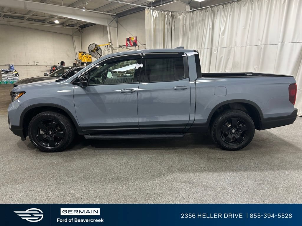 Used 2025 Honda Ridgeline Black Edition image 5