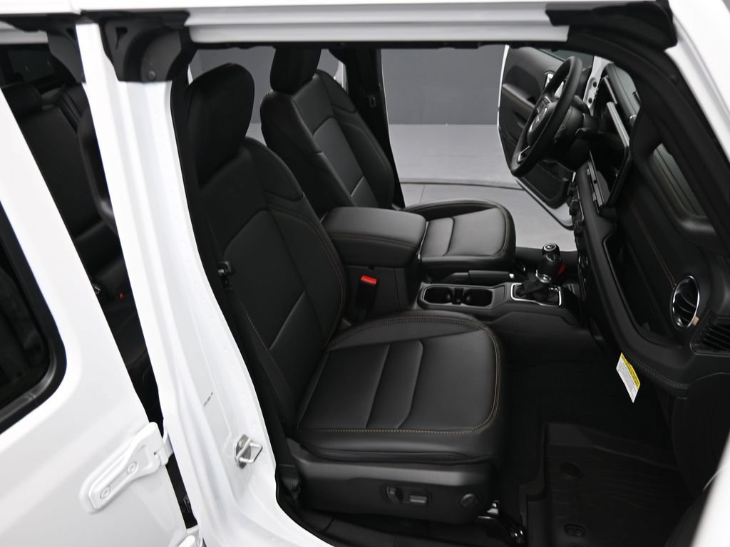 New 2026 Jeep Gladiator Mojave AWD/4WD image 17