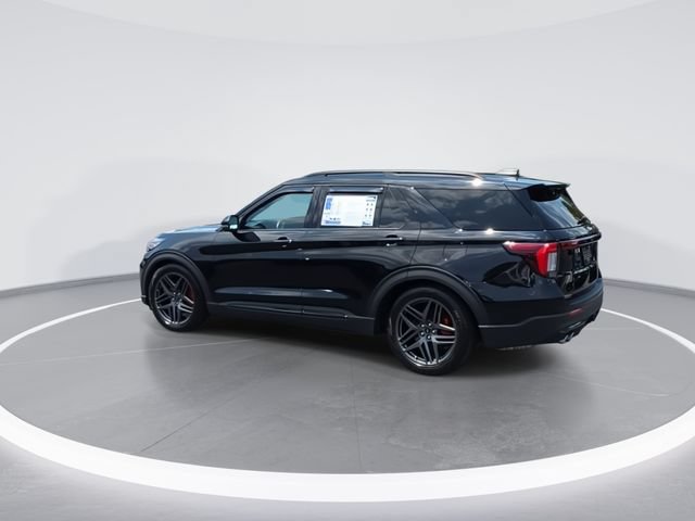 Used 2025 Ford Explorer ST AWD/4WD image 6