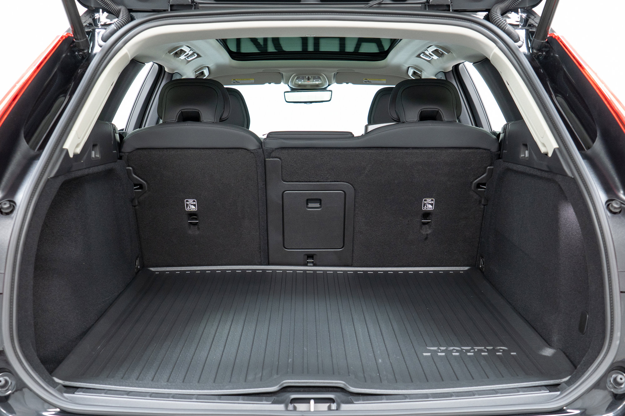 New 2026 Volvo XC60 B5 Core w/ Climate Package image 10