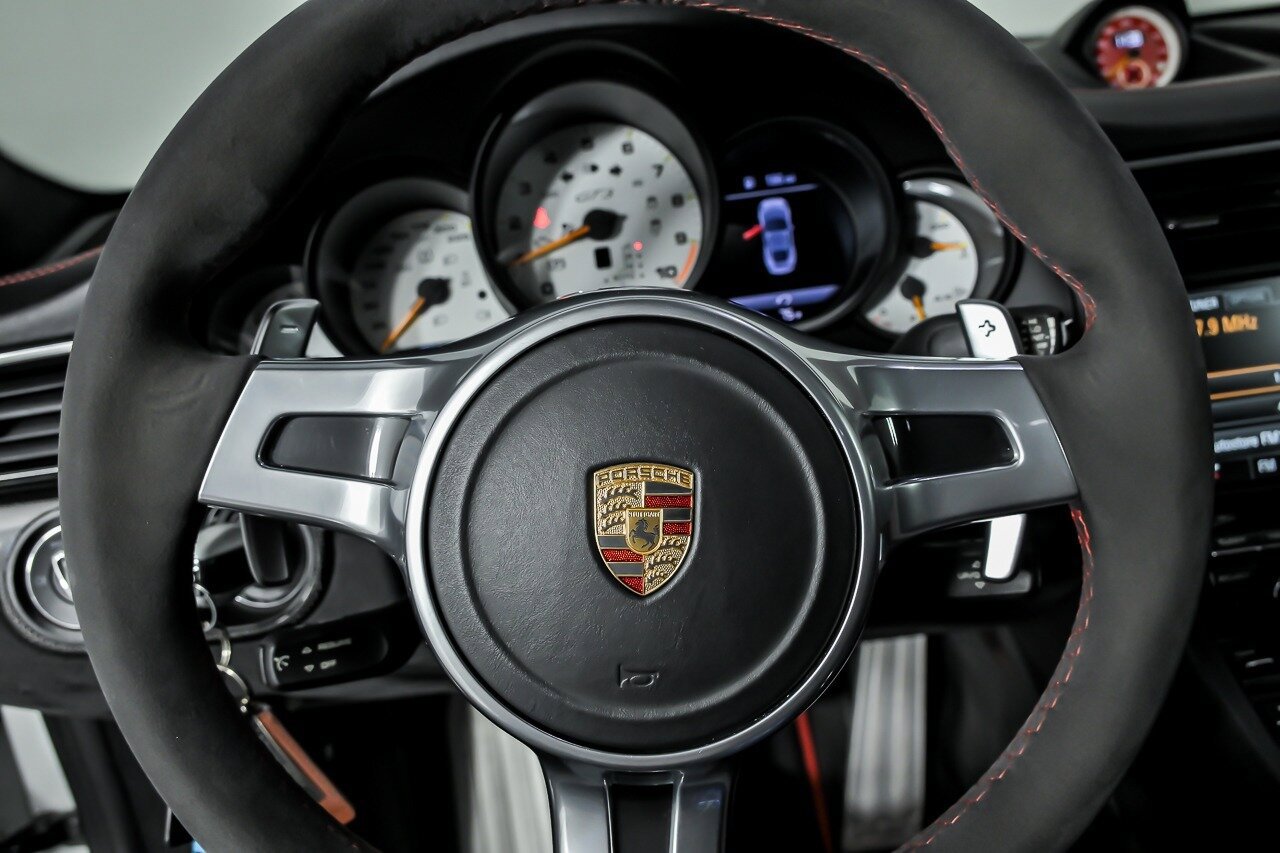 Used 2015 Porsche 911 GT3 RWD image 24