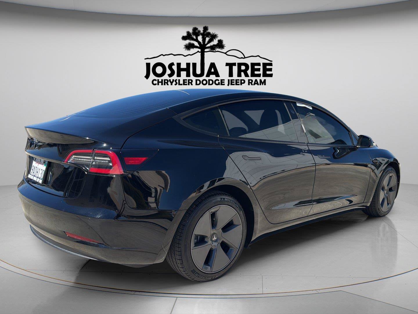 Used 2022 Tesla Model 3 RWD image 7