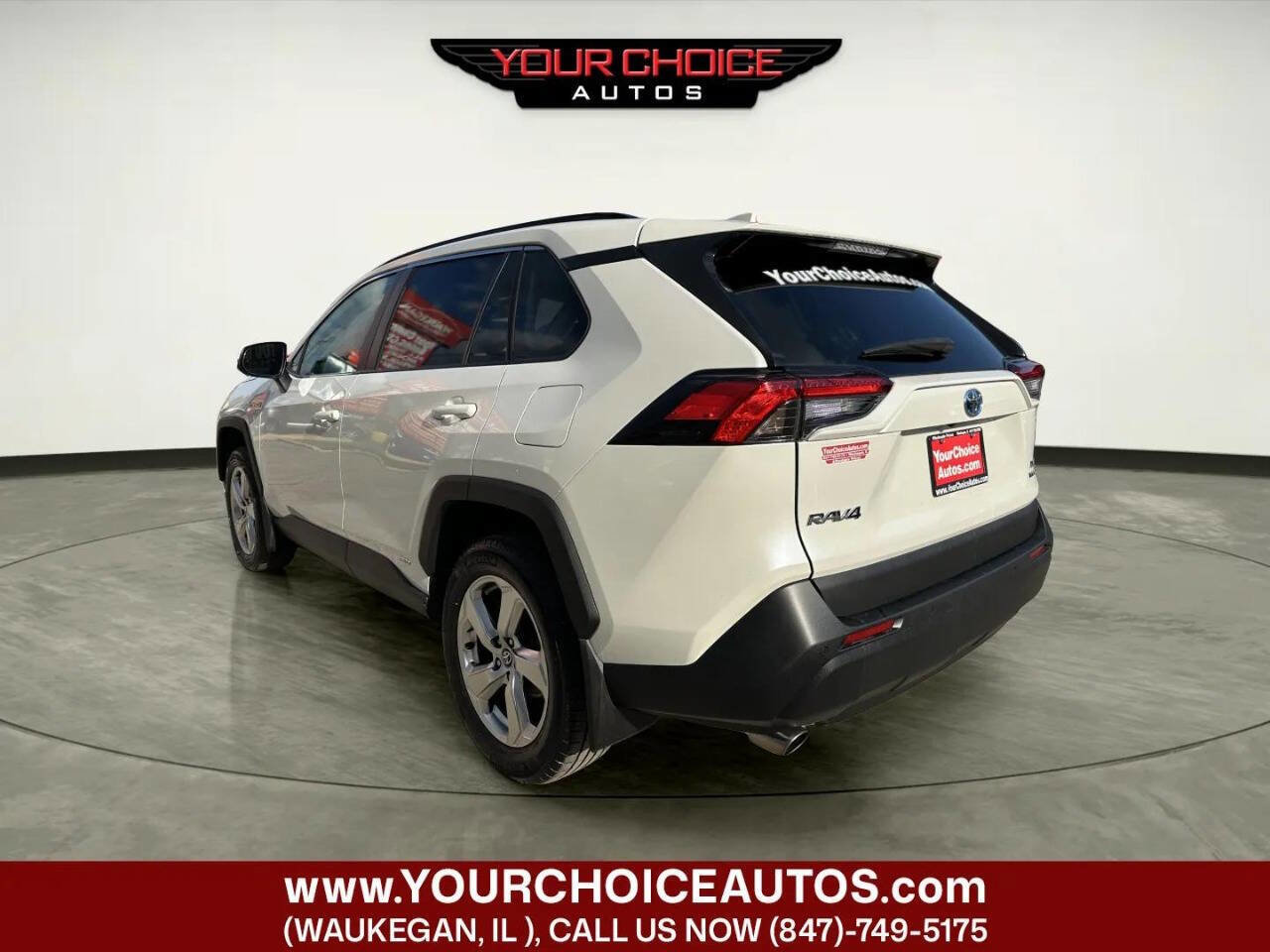 Used 2021 Toyota RAV4 XLE Premium AWD/4WD image 3