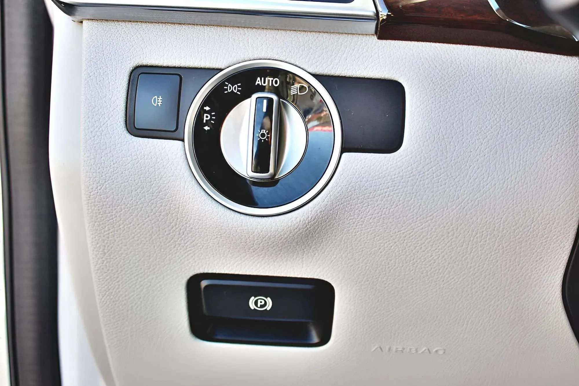 Used 2013 Mercedes-Benz ML 350 4MATIC image 19