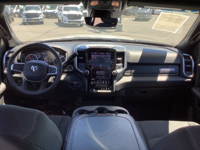 Used 2026 RAM 2500 Big Horn AWD/4WD image 6