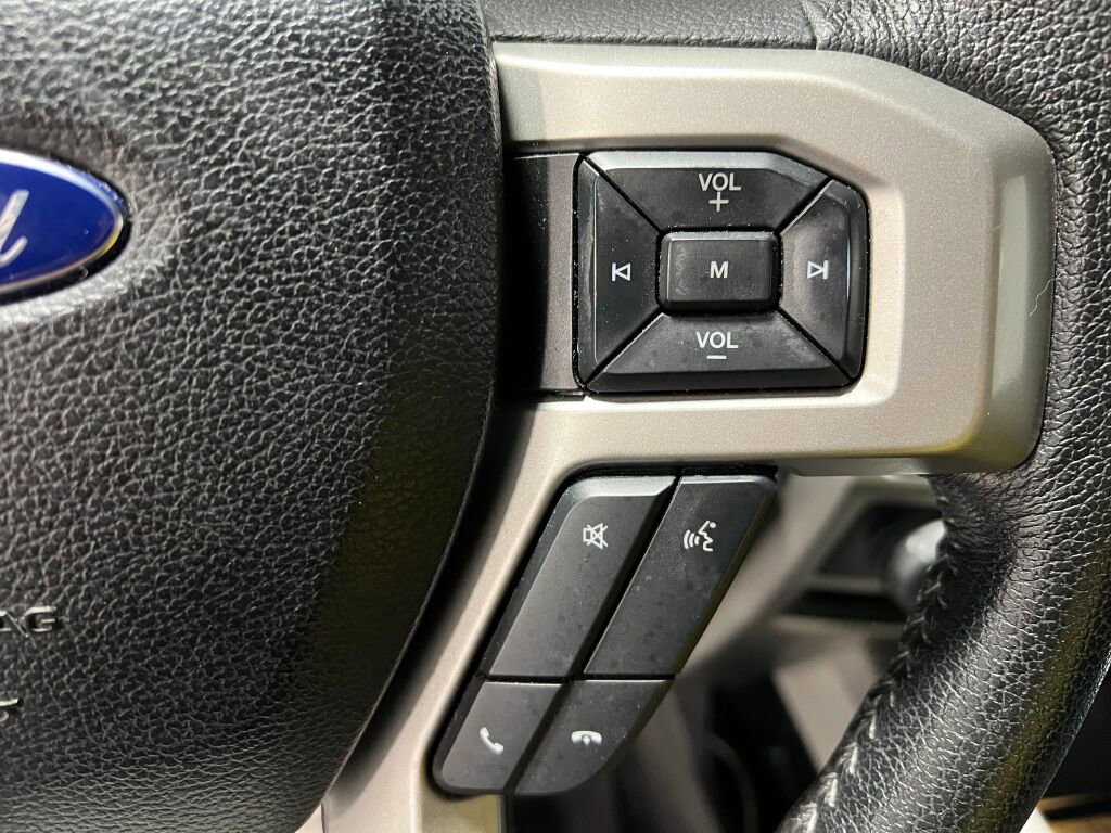 Used 2016 Ford F150 Lariat w/ Equipment Group 502A Luxury image 13