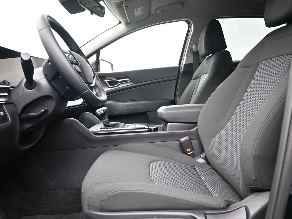 New 2026 Kia Sportage LX AWD/4WD image 11