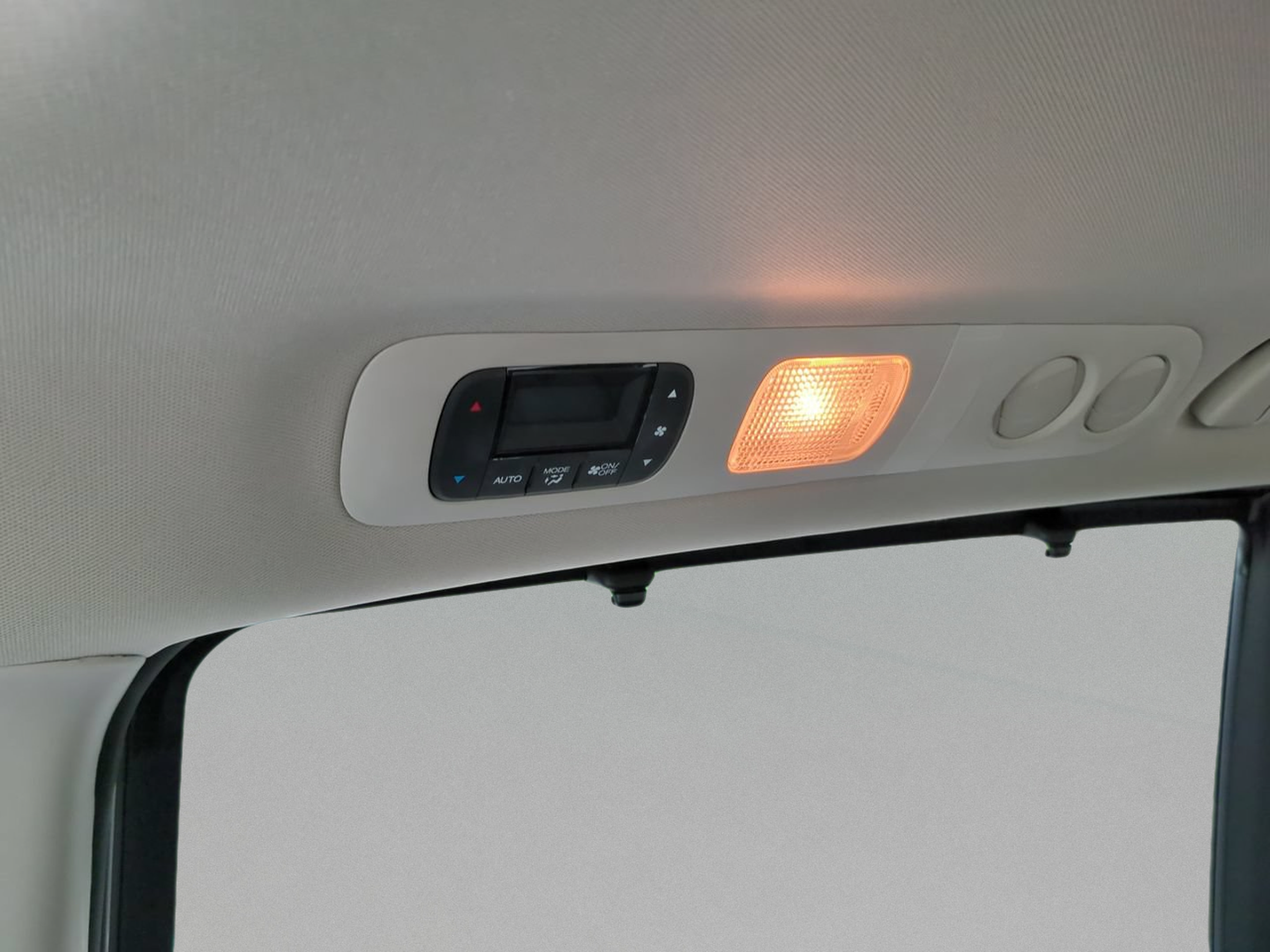 Used 2016 Honda Odyssey EX-L image 29