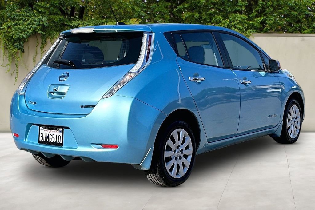 Used 2015 Nissan Leaf S w/ Charge Package FWD image 5