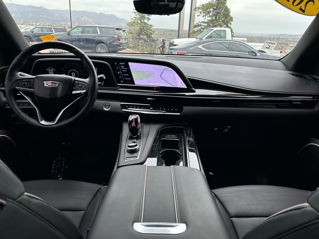 Used 2024 Cadillac Escalade Sport w/ LPO, ONYX Package image 6