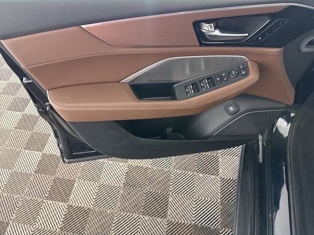 Used 2023 Acura MDX SH-AWD w/ Technology Package image 11