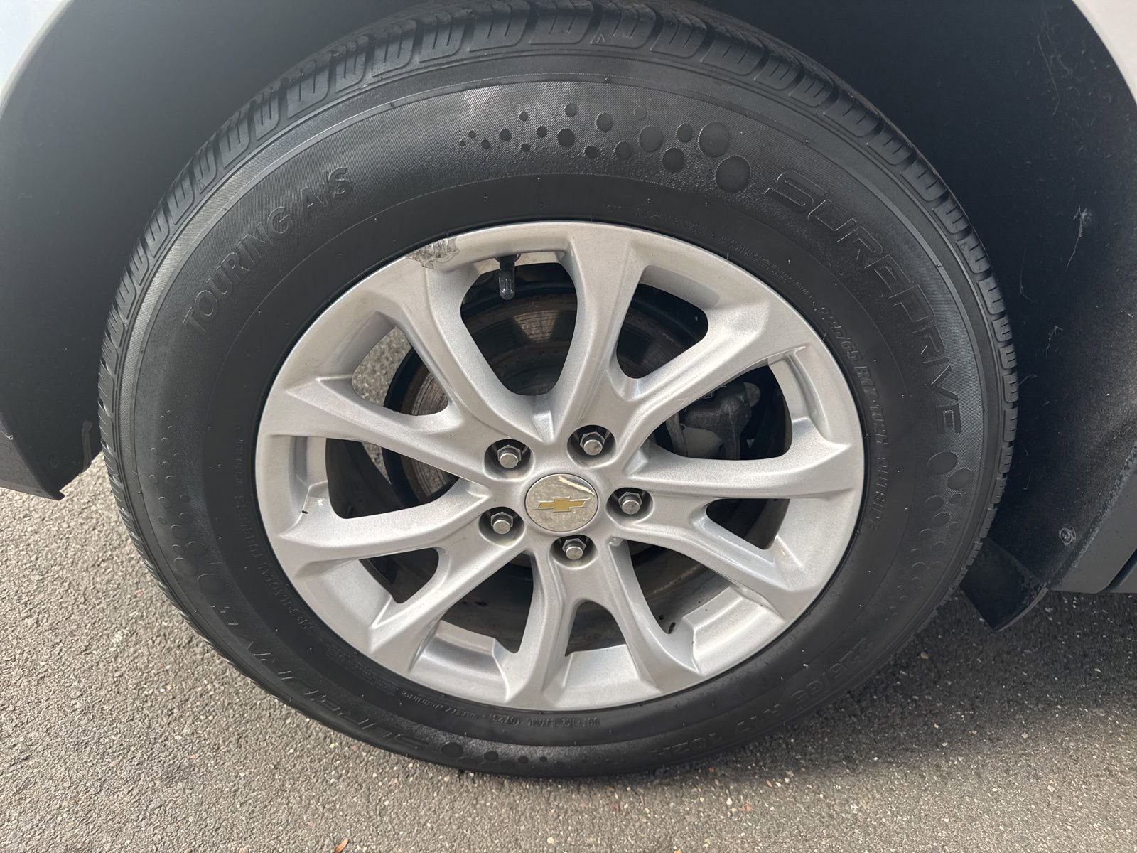Used 2020 Chevrolet Equinox LS FWD image 13