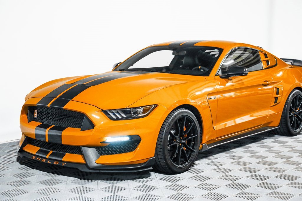 Used 2019 Ford Mustang Shelby GT350 w/ Technology Package image 16