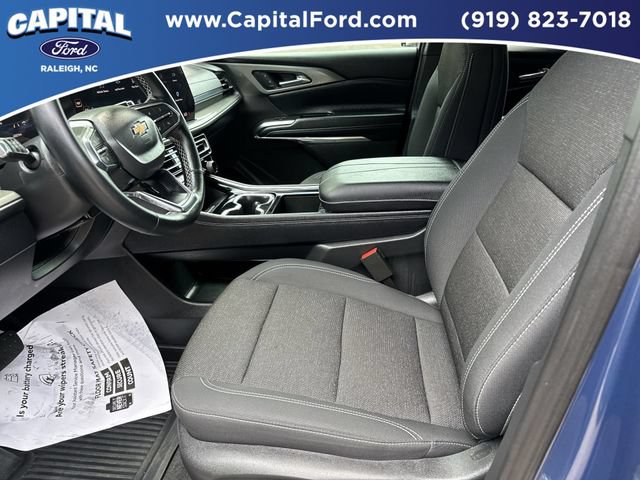 Used 2026 Chevrolet Traverse LT w/ Driver Confidence Package FWD image 19