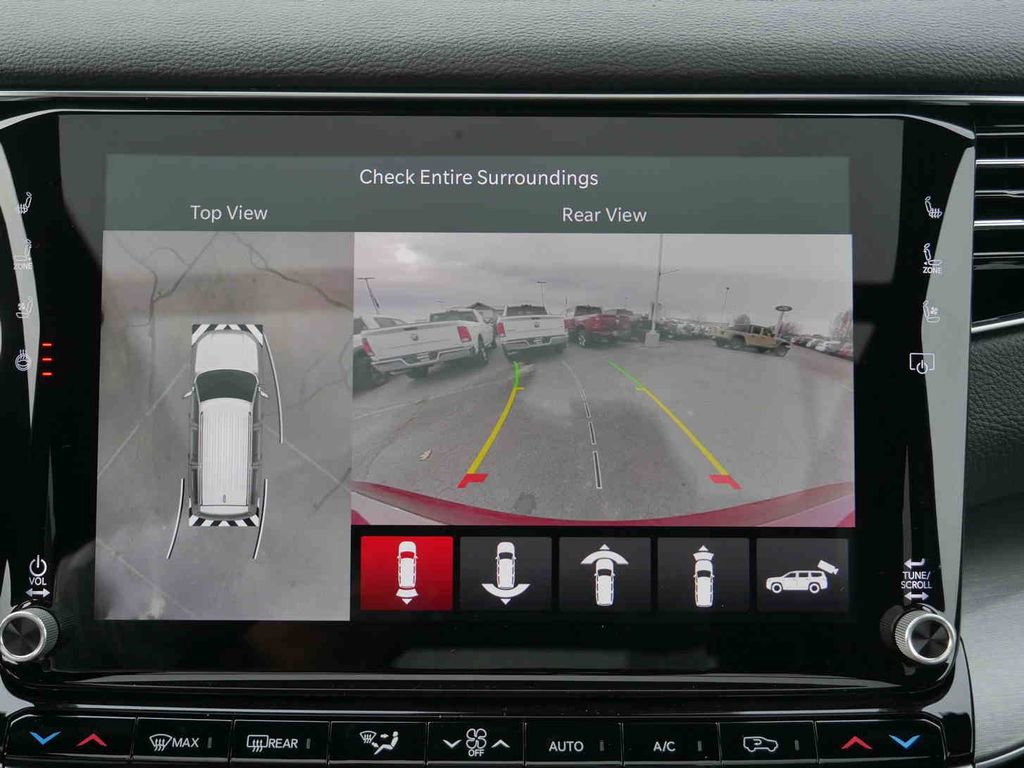 New 2025 Jeep Wagoneer L Series II w/ Convenience Group I AWD/4WD image 40