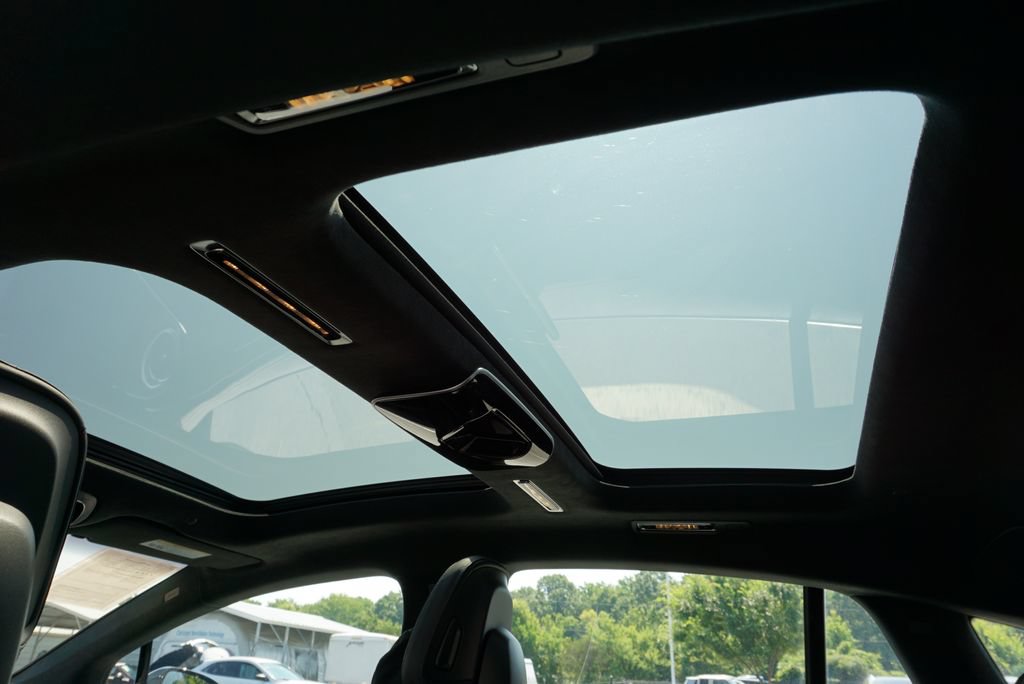Certified 2023 Mercedes-Benz EQS 580 4MATIC Sedan image 44