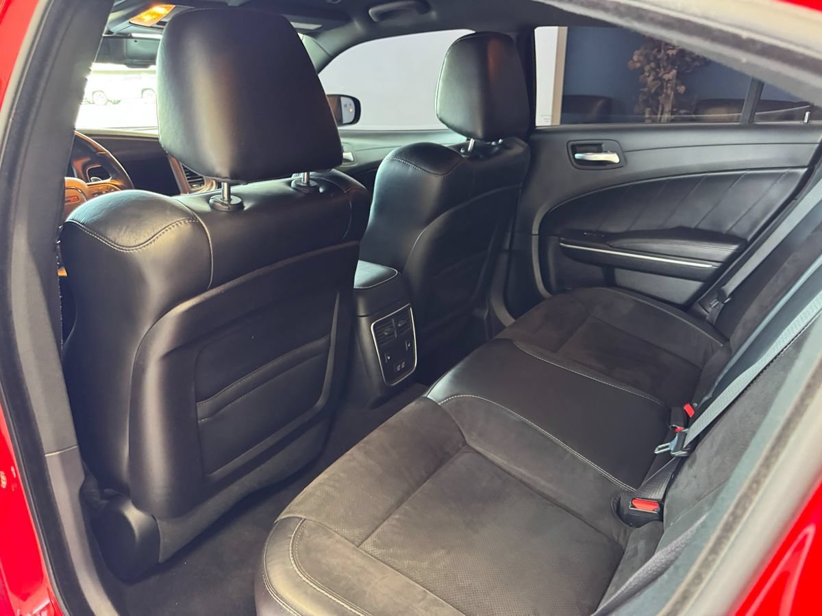 Used 2019 Dodge Charger Scat Pack w/ Dynamics Package RWD image 46