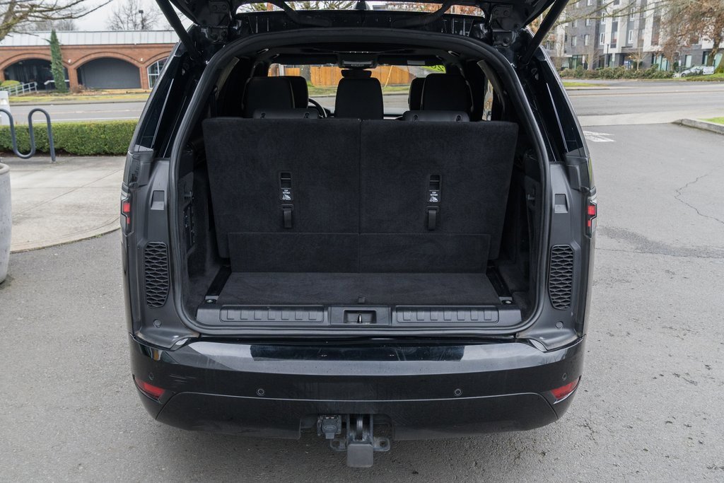 Used 2021 Land Rover Discovery S R-Dynamic image 8