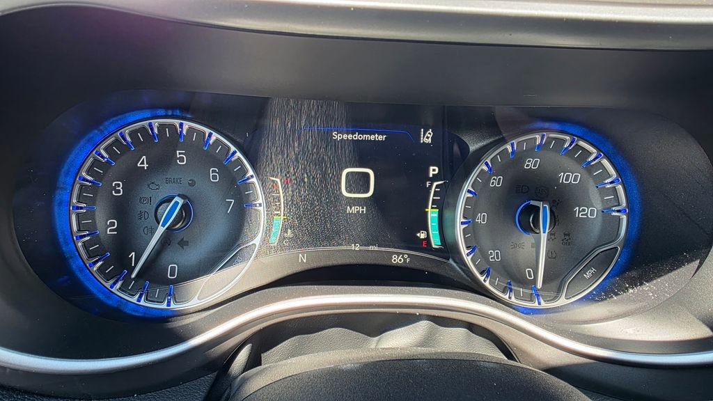 New 2025 Chrysler Pacifica Select image 35