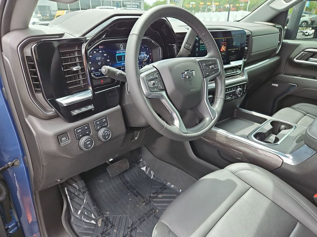 Certified 2024 Chevrolet Silverado 2500 LTZ w/ LTZ Texas Edition image 10