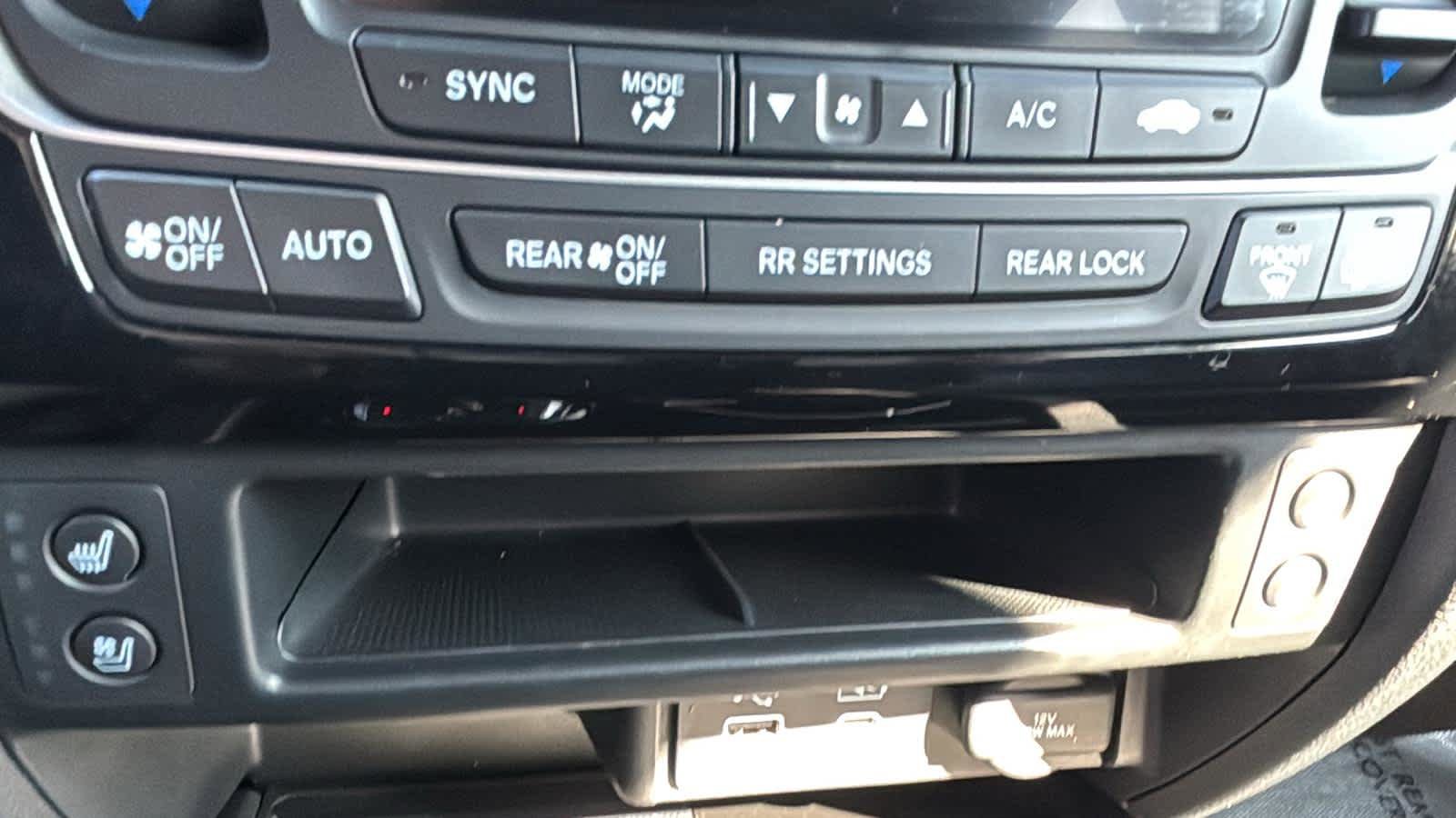 Used 2024 Honda Passport Black Edition image 21