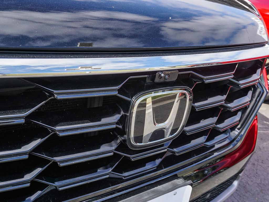 Used 2023 Honda Pilot Elite image 12