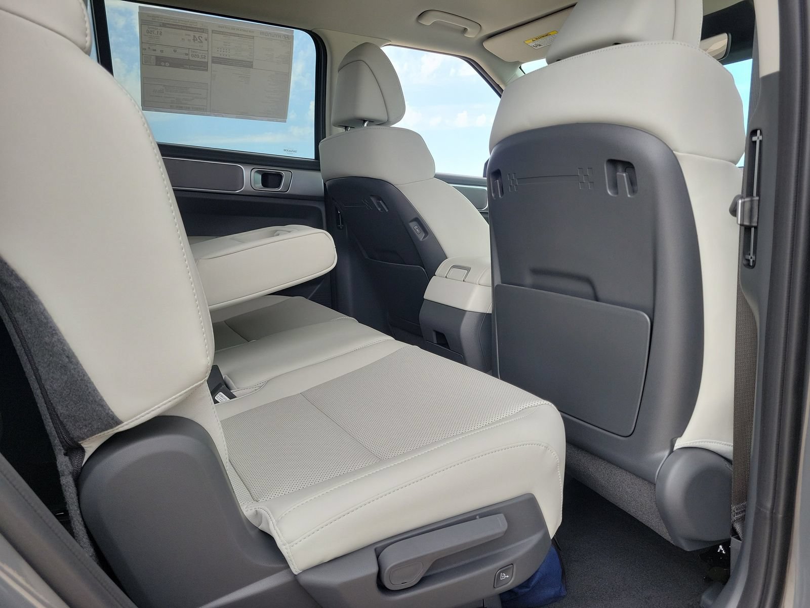 New 2026 Hyundai Santa Fe SEL FWD image 18