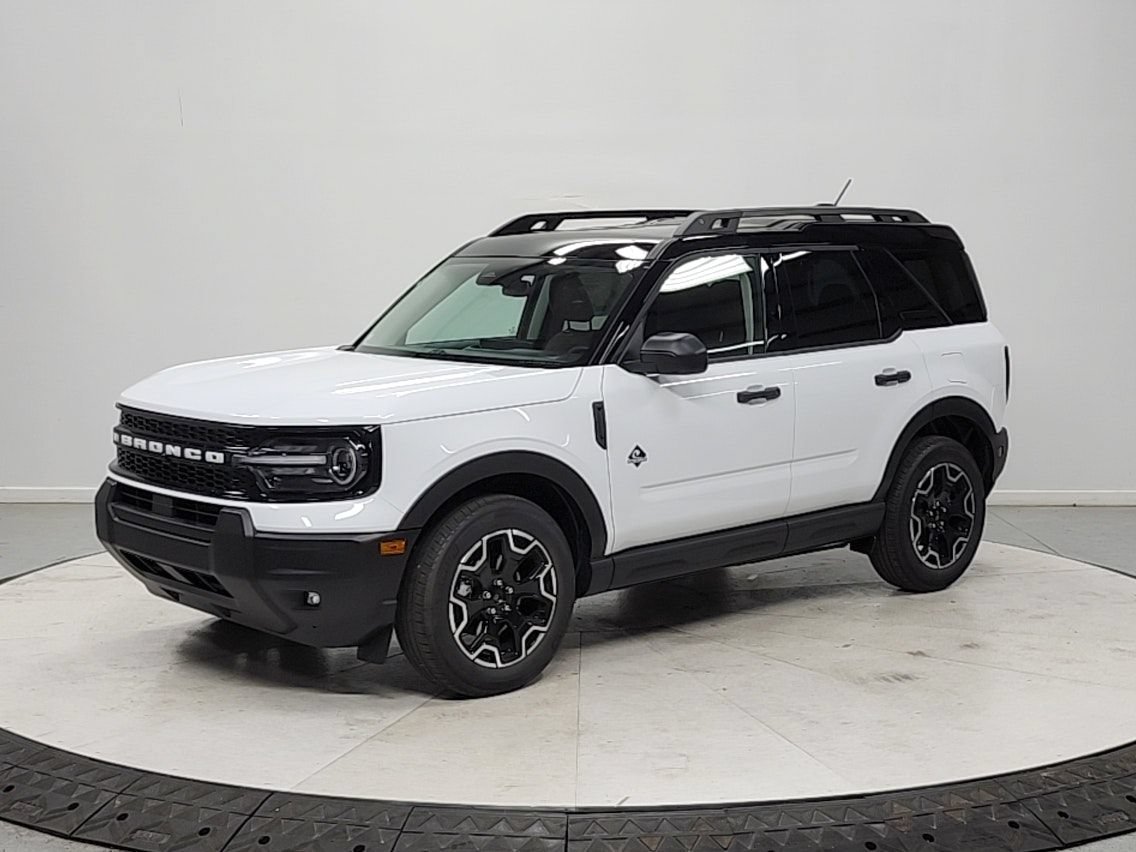 New 2026 Ford Bronco Sport Outer Banks AWD/4WD image 3