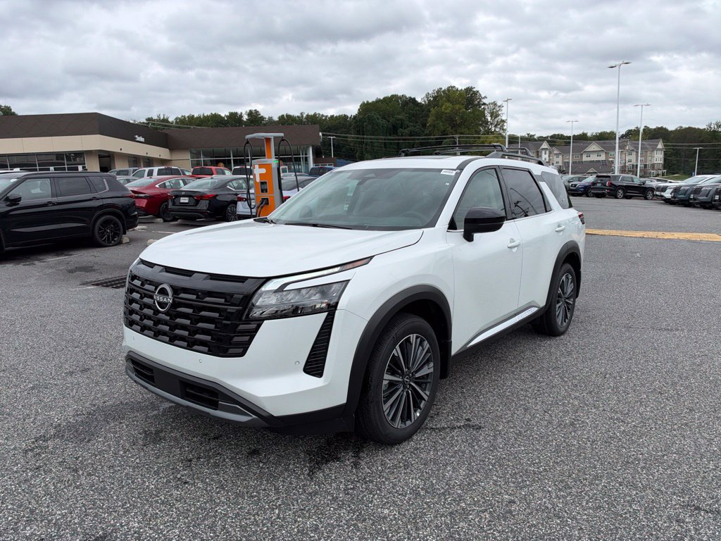 New 2026 Nissan Pathfinder Platinum