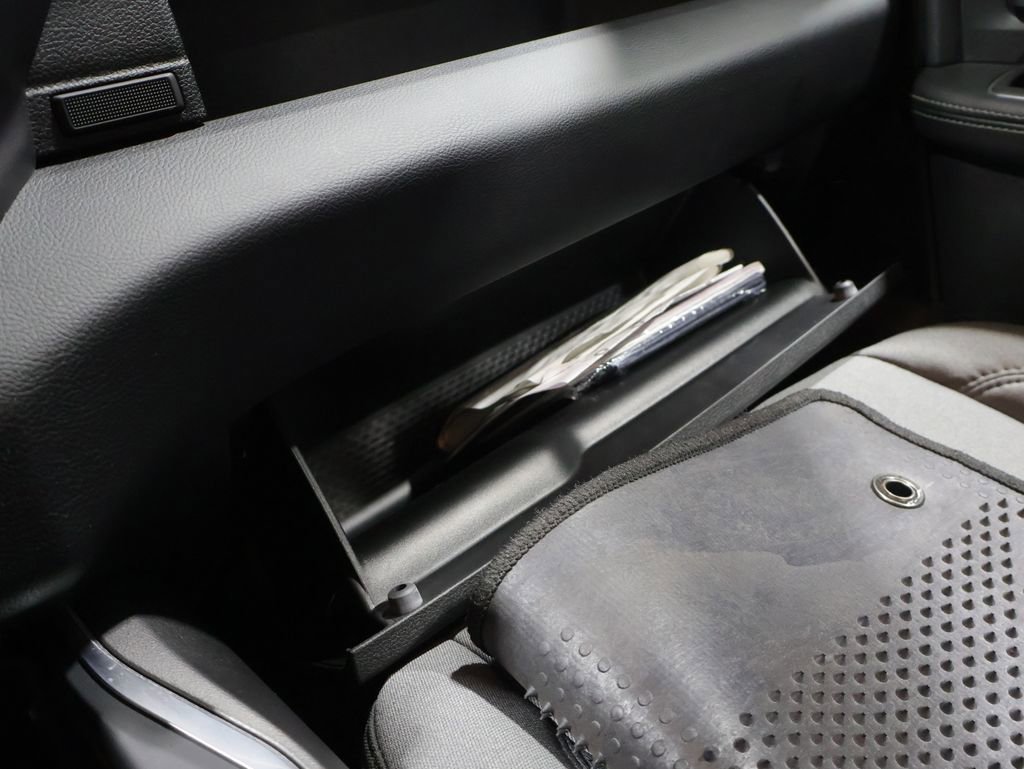 Used 2024 RAM 2500 Big Horn w/ Heated Seats & Wheel Group image 28