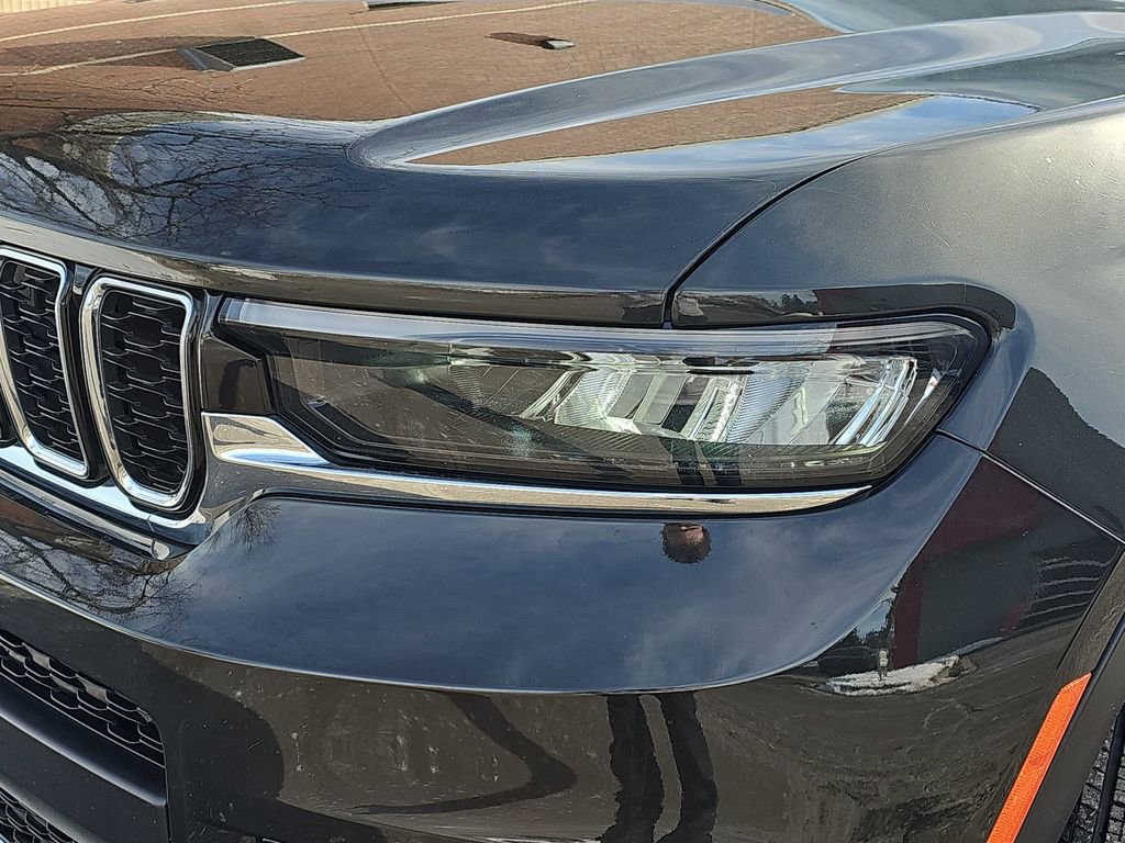 Used 2022 Jeep Grand Cherokee L Limited w/ Trailer Tow Group (B) image 33