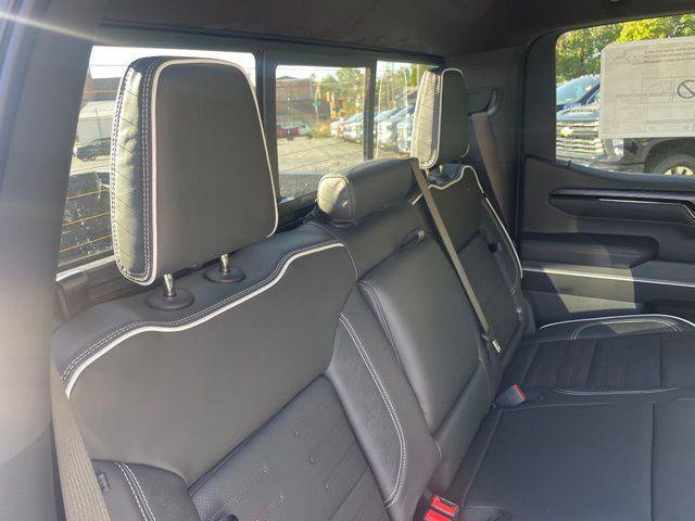 New 2026 GMC Sierra 1500 AT4X image 40
