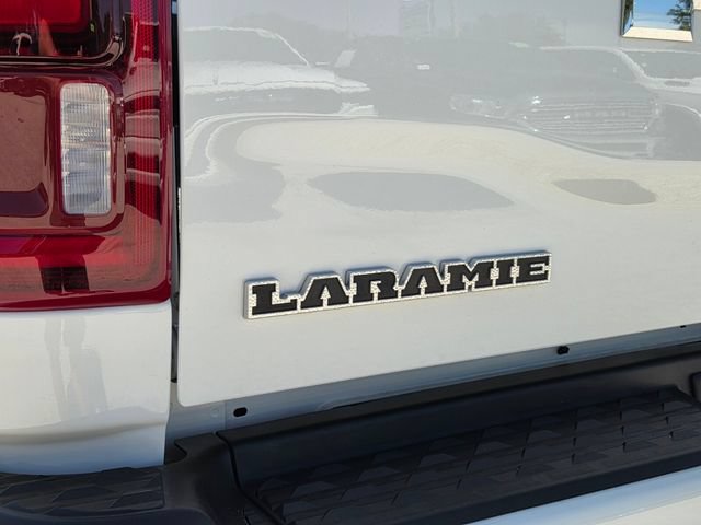 Certified 2025 RAM 2500 Laramie w/ Sport Appearance Package AWD/4WD image 10