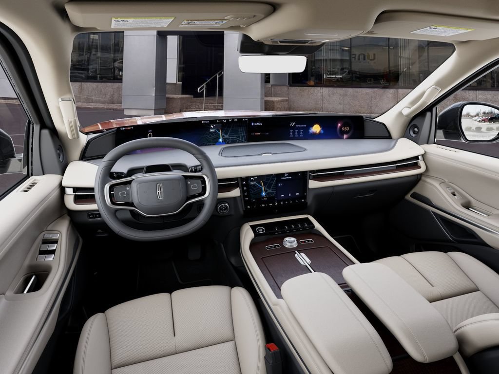 New 2027 Lincoln Navigator Reserve AWD/4WD image 9
