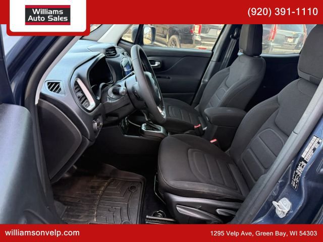 Used 2021 Jeep Renegade Latitude AWD/4WD image 9