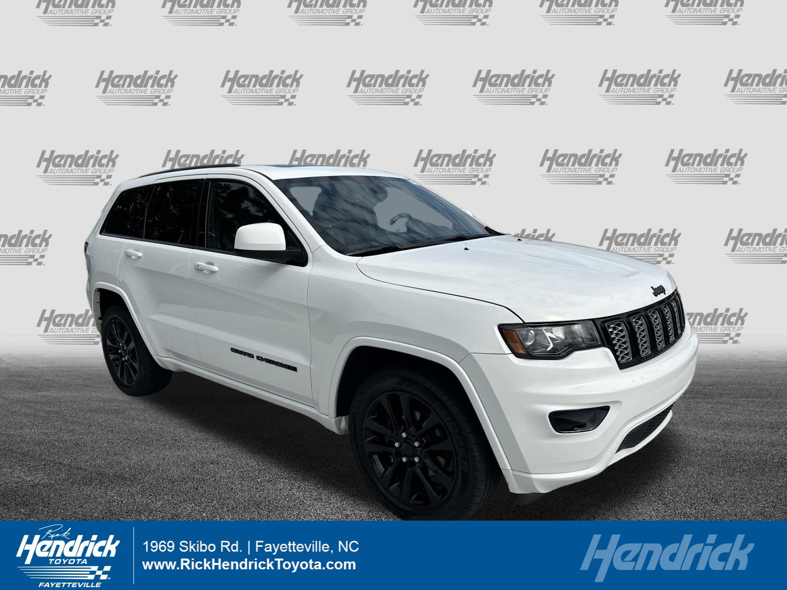 Used 2020 Jeep Grand Cherokee Altitude