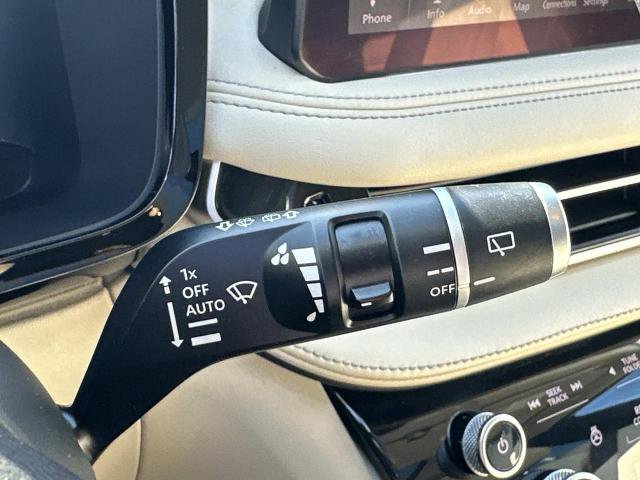 Certified 2023 INFINITI QX60 Luxe w/ Performance Audio Package image 22