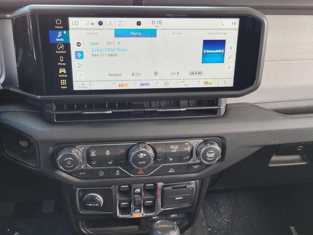 New 2026 Jeep Gladiator Sport AWD/4WD image 8