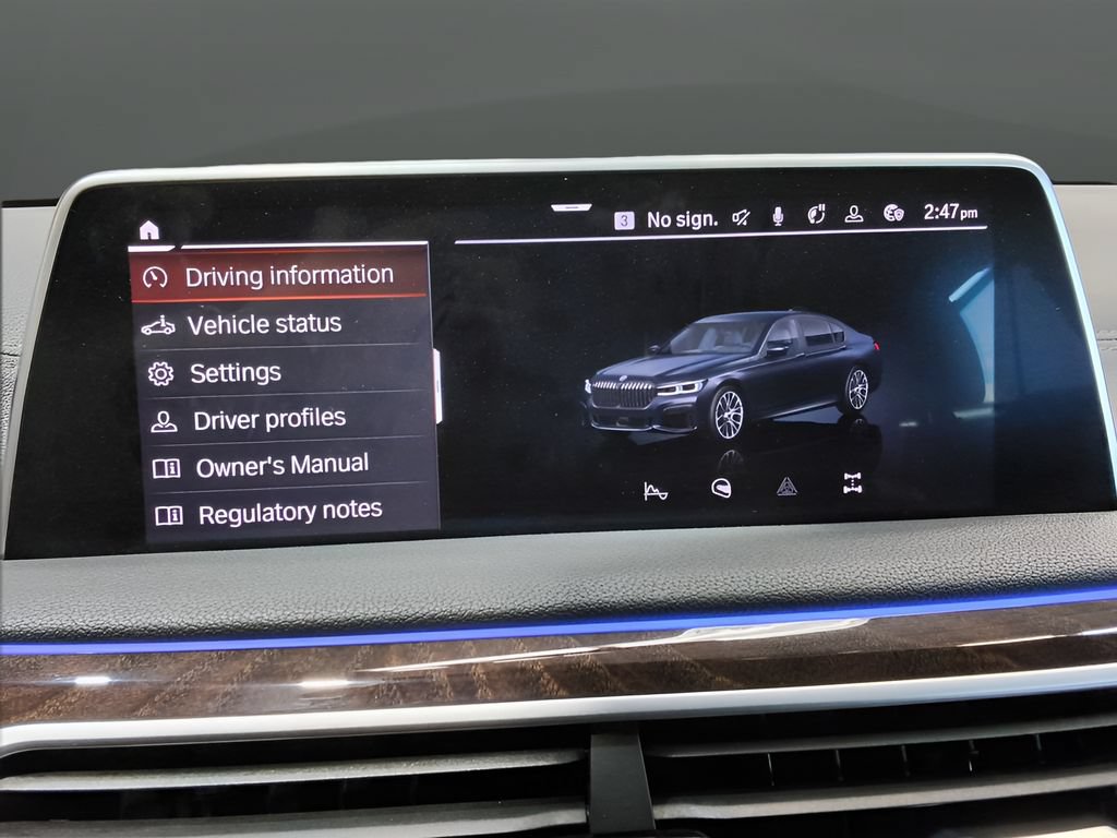 Used 2022 BMW 740i xDrive w/ M Sport Package AWD/4WD image 14