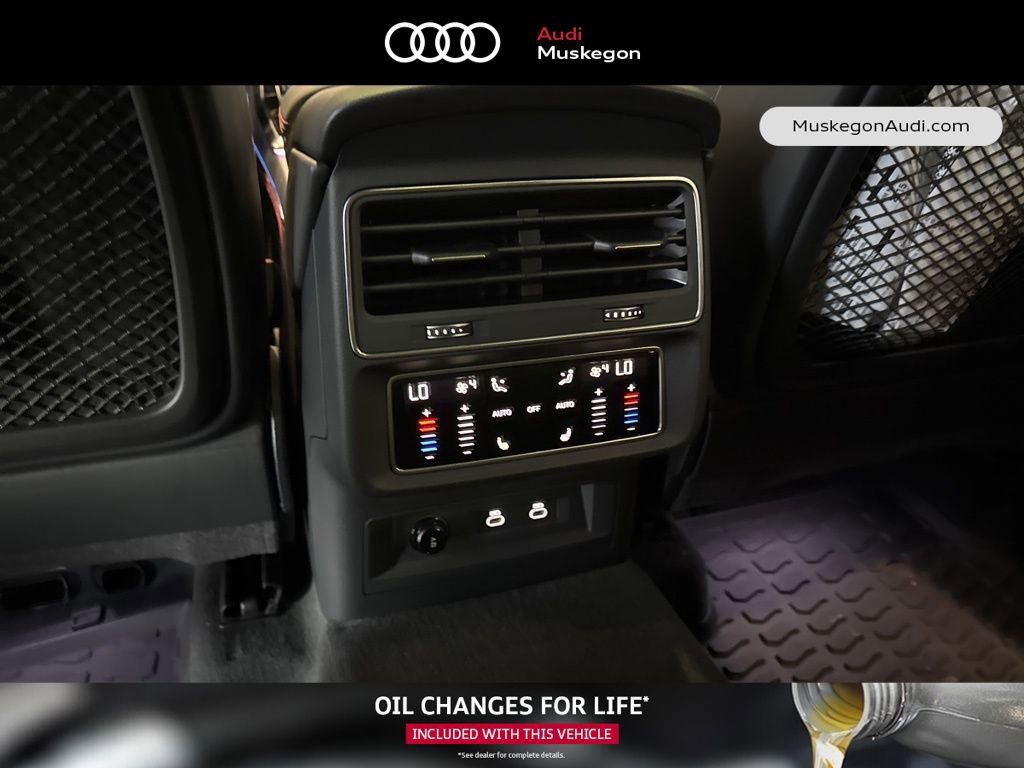 New 2025 Audi SQ8 Prestige image 26