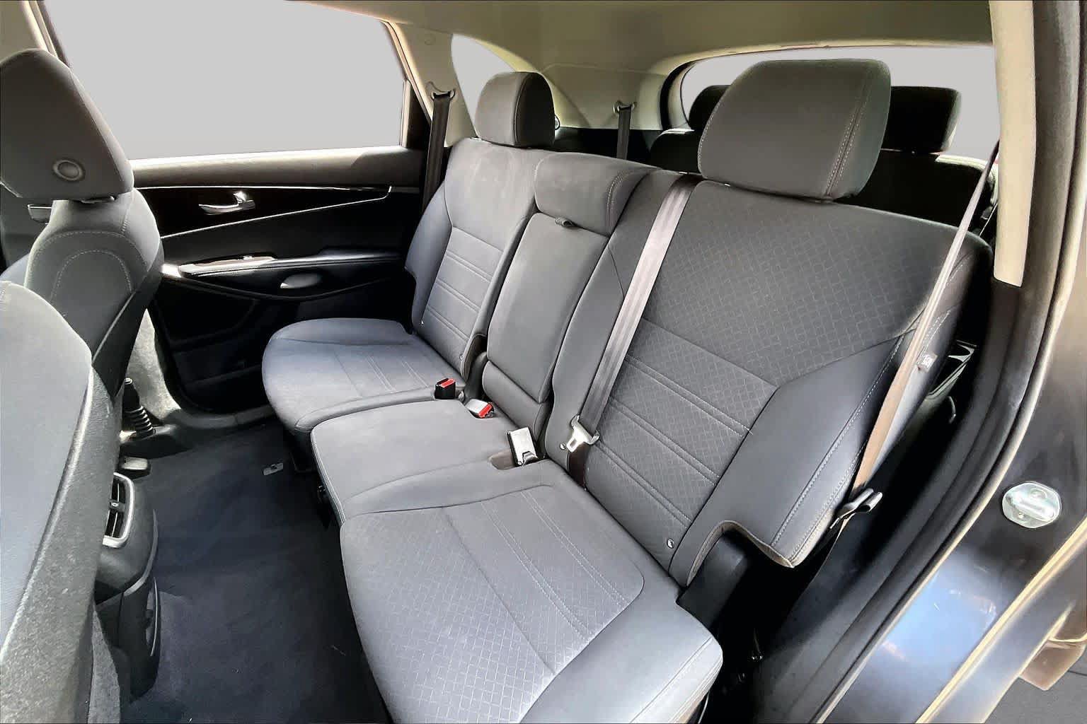 Used 2019 Kia Sorento S AWD/4WD image 21