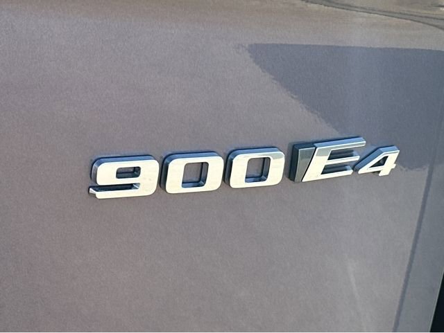 New 2026 Cadillac Vistiq Luxury AWD/4WD image 9