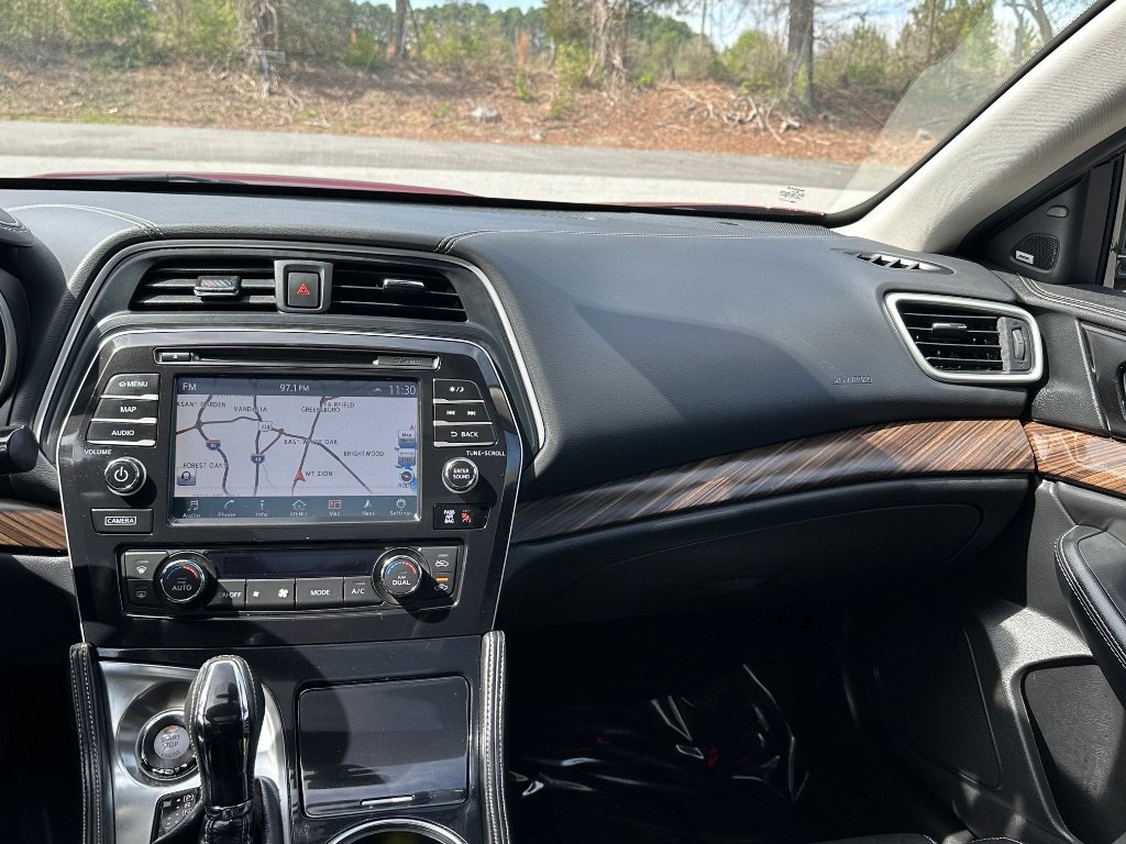 Used 2018 Nissan Maxima Platinum w/ Interior Lighting Package image 39