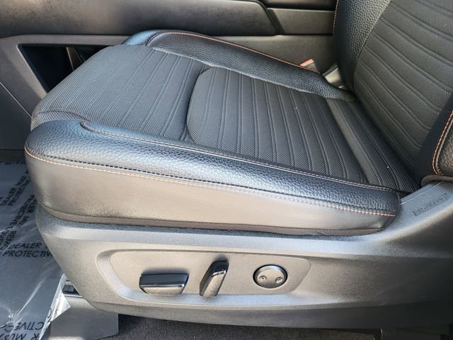 Certified 2025 Nissan Pathfinder Rock Creek image 16