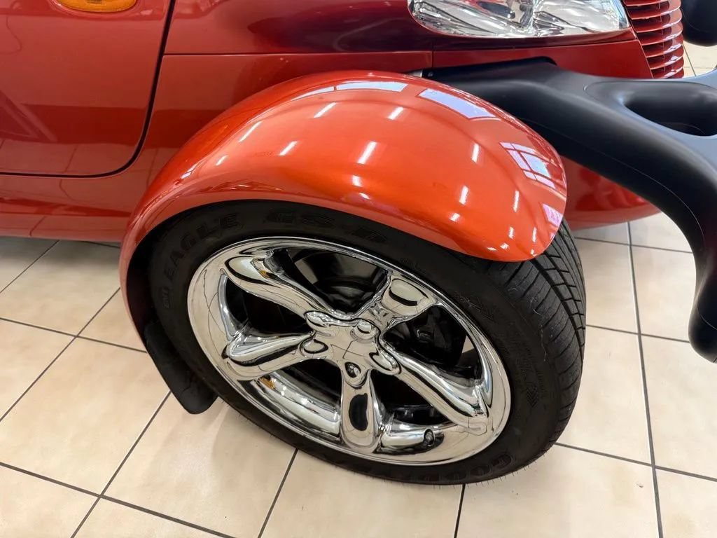 Used 2001 Plymouth Prowler RWD image 9