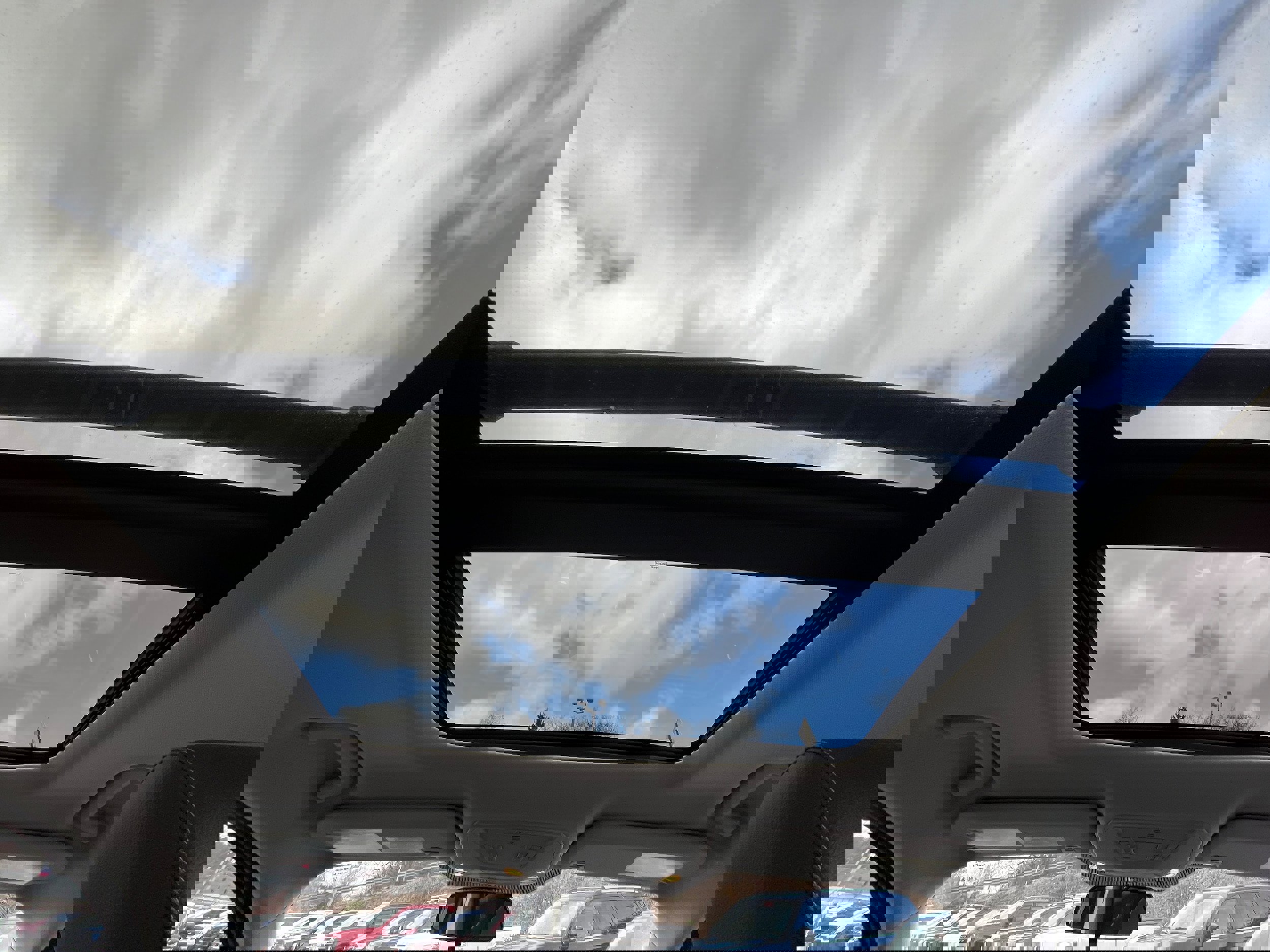 Used 2015 Ford Escape SE w/ SE Chrome Package image 14