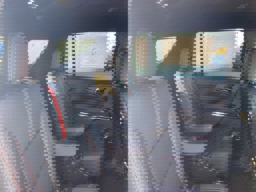 New 2026 Chevrolet Traverse RS w/ LPO, Floor Liner Package image 20