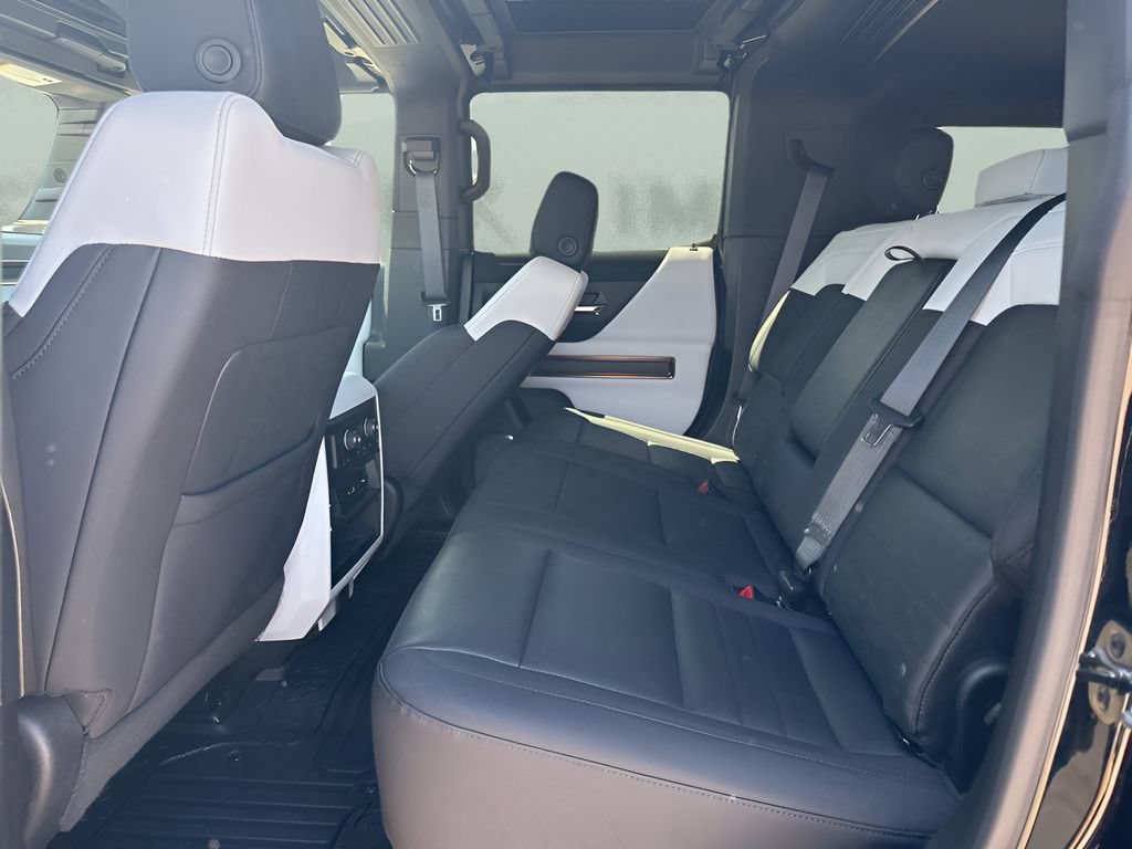 Used 2024 GMC Hummer EV 3X AWD/4WD image 13