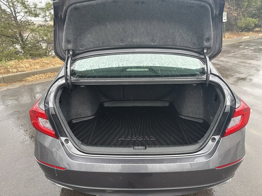 Used 2018 Honda Accord EX-L image 24