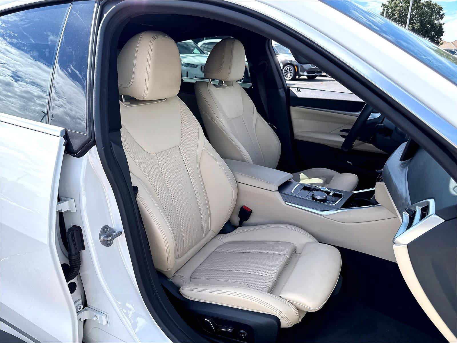Used 2025 BMW i4 eDrive40 RWD image 29